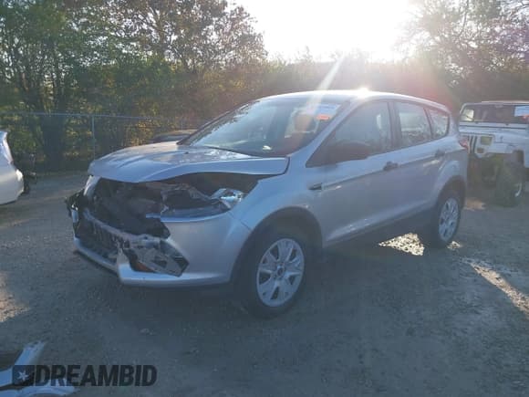 ✅ 2016 Ford Escape S • VIN: 1FMCU0F77GUA51337 • Лот: 43719088. Опубликован ранее на IAAI с пробегом 131 765 миль. Бесплатный доступ к архиву аукционных продаж из США и подробный отчёт об истории автомобиля на DreamBid. Изображение 2.