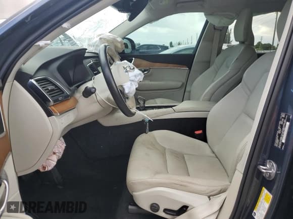 ✅ 2022 Volvo XC90 Momentum • VIN: YV4102CK4N1831352 • Лот: 69359795. Опубликован ранее на Copart с пробегом 50 456 миль. Бесплатный доступ к архиву аукционных продаж из США и подробный отчёт об истории автомобиля на DreamBid. Изображение 7.