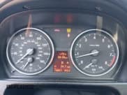 ✅ 2013 BMW X1 xDrive35i • VIN: WBAVM5C54DVV90935 • Lot: 42640554. Wystawiony na IAAI z przebiegiem 188 871 mil. Bezpłatny archiwum sprzedaży aukcyjnych z USA i szczegółowy raport historii pojazdu na DreamBid. Zdjęcie 7.