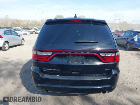 ✅ 2017 Dodge Durango GT • VIN: 1C4RDJDG8HC830339 • Lot: 43640098. Wystawiony na IAAI z przebiegiem 92 487 mil. Bezpłatny archiwum sprzedaży aukcyjnych z USA i szczegółowy raport historii pojazdu na DreamBid. Zdjęcie 17.