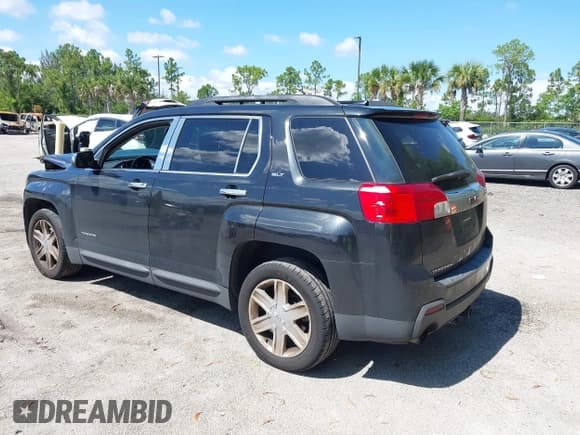 ✅ 2011 GMC Terrain SLT-1 • VIN: 2CTFLUE52B6418555 • Lot: 43052536. Wystawiony na IAAI z przebiegiem 204 301 mil. Bezpłatny archiwum sprzedaży aukcyjnych z USA i szczegółowy raport historii pojazdu na DreamBid. Zdjęcie 3.