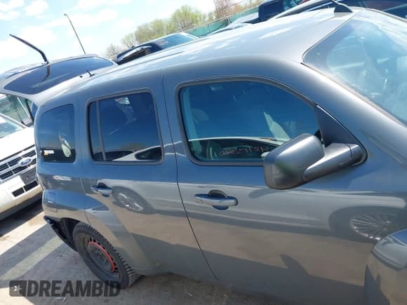 ✅ 2008 Chevrolet HHR LS • VIN: 3GNCA13DX8S716401 • Lot: 42102680. Listed on IAAI with 221,811 mi. Free auction sales archive from the USA and detailed vehicle history report at DreamBid. Image 14.