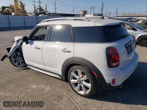 ✅ 2018 MINI Countryman Cooper S • VIN: WMZYT3C39J3D99916 • Lot: 70821314. Listed on Copart with 47,966 mi. Free auction sales archive from the USA and detailed vehicle history report at DreamBid. Image 2.