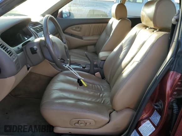 ✅ 2002 Mitsubishi Diamante LS • VIN: 6MMAP67P12T008394 • Lot: 44022475. Wystawiony na Copart z przebiegiem 79 846 mil. Bezpłatny archiwum sprzedaży aukcyjnych z USA i szczegółowy raport historii pojazdu na DreamBid. Zdjęcie 7.