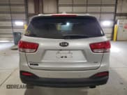 ✅ 2018 Kia Sorento LX • VIN: 5XYPGDA34JG345778 • Lot: 80525755. Wystawiony na Copart z przebiegiem 63 143 mil. Bezpłatny archiwum sprzedaży aukcyjnych z USA i szczegółowy raport historii pojazdu na DreamBid. Zdjęcie 6.