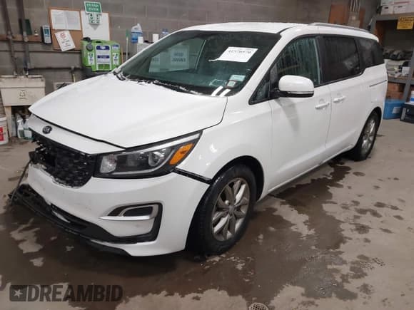 ✅ 2019 Kia Sedona LX • VIN: KNDMB5C11K6500813 • Лот: 41570570. Опубликован ранее на IAAI с пробегом 104 480 миль. Бесплатный доступ к архиву аукционных продаж из США и подробный отчёт об истории автомобиля на DreamBid. Изображение 17.
