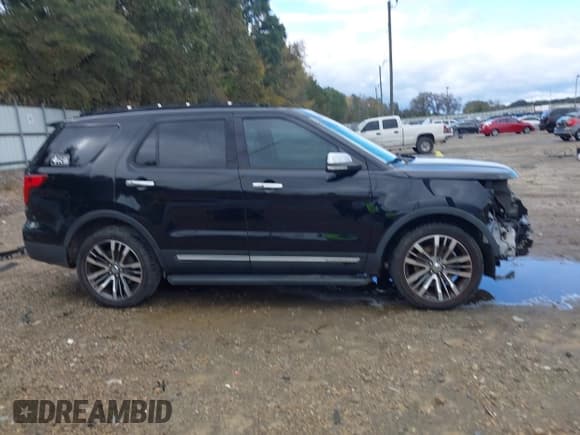 ✅ 2016 Ford Explorer Platinum • VIN: 1FM5K8HT3GGC98361 • Lot: 43590274. Listed on IAAI with 129,020 mi. Free auction sales archive from the USA and detailed vehicle history report at DreamBid. Image 14.