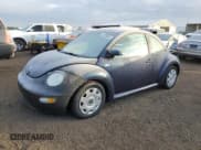 ✅ 2000 Volkswagen Beetle • VIN: 3VWBA21C6YM409541 • Лот: 41539845. Опубликован ранее на Copart с пробегом 220 930 миль. Бесплатный доступ к архиву аукционных продаж из США и подробный отчёт об истории автомобиля на DreamBid. Изображение 1.
