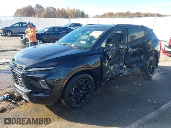 ✅ 2024 Chevrolet Blazer RS • VIN: 3GNKBKRS1RS130644 • Lot: 43600607. Listed on IAAI with 40,426 mi. Free auction sales archive from the USA and detailed vehicle history report at DreamBid. Image 18.