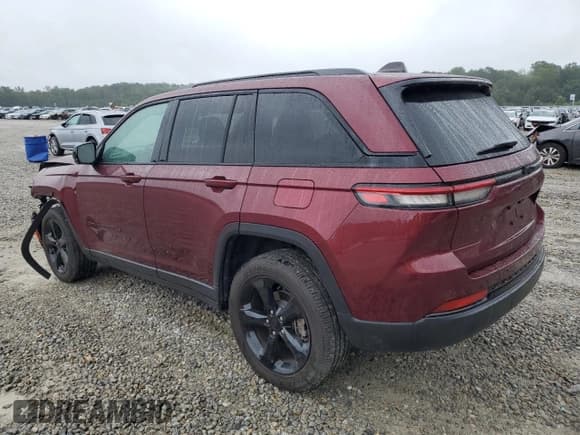 ✅ 2023 Jeep Grand Cherokee Altitude • VIN: 1C4RJGAG1PC557243 • Lot: 67358645. Listed on Copart with 20,488 mi. Free auction sales archive from the USA and detailed vehicle history report at DreamBid. Image 2.