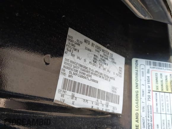 ✅ 2007 Lincoln Navigator • VIN: 5LMFU28567LJ16959 • Lot: 42211877. Wystawiony na IAAI z przebiegiem 196 635 mil. Bezpłatny archiwum sprzedaży aukcyjnych z USA i szczegółowy raport historii pojazdu na DreamBid. Zdjęcie 9.