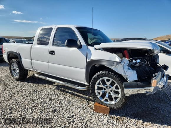 ✅ 2007 Chevrolet Silverado 1500 Work Truck • VIN: 1GCEK19V17E132248 • Lot: 81695715. Listed on Copart with 191,836 mi. Free auction sales archive from the USA and detailed vehicle history report at DreamBid. Image 4.