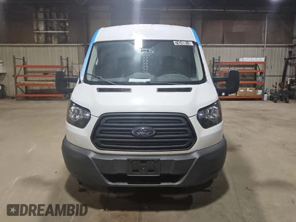 ✅ 2018 Ford Transit • VIN: 1FTBW2CM6JKA36363 • Лот: 74249814. Опубликован ранее на Copart с пробегом 151 390 миль. Бесплатный доступ к архиву аукционных продаж из США и подробный отчёт об истории автомобиля на DreamBid. Изображение 5.