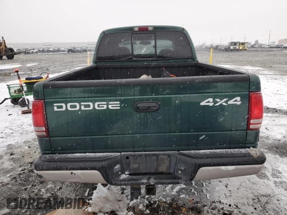 ✅ 2002 Dodge Dakota SLT • VIN: 1B7HG48N12S614309 • Lot: 87309554. Wystawiony na Copart z przebiegiem 287 994 mil. Bezpłatny archiwum sprzedaży aukcyjnych z USA i szczegółowy raport historii pojazdu na DreamBid. Zdjęcie 6.