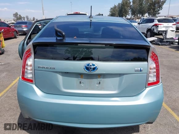 ✅ 2014 Toyota Prius Four • VIN: JTDKN3DU4E1763200 • Lot: 43035369. Wystawiony na IAAI z przebiegiem 86 278 mil. Bezpłatny archiwum sprzedaży aukcyjnych z USA i szczegółowy raport historii pojazdu na DreamBid. Zdjęcie 17.