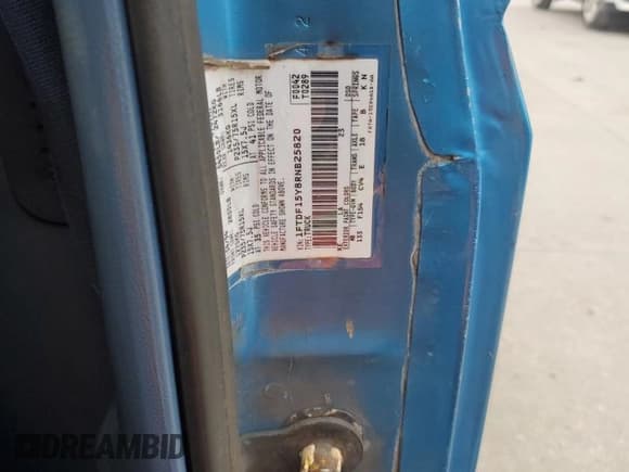 ✅ 1994 Ford F-150 • VIN: 1FTDF15Y8RNB25820 • Lot: 68615255. Listed on Copart with Not provided. Free auction sales archive from the USA and detailed vehicle history report at DreamBid. Image 12.