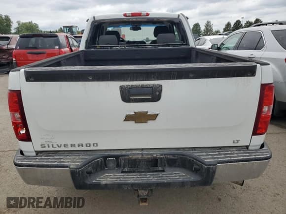 ✅ 2007 Chevrolet Silverado 1500 LTZ • VIN: 2GCEK19J371654085 • Lot: 66187654. Listed on Copart with 225,650 mi. Free auction sales archive from the USA and detailed vehicle history report at DreamBid. Image 6.
