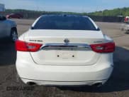 ✅ 2017 Nissan Maxima SV • VIN: 1N4AA6AP5HC442854 • Lot: 42808496. Wystawiony na IAAI z przebiegiem 106 460 mil. Bezpłatny archiwum sprzedaży aukcyjnych z USA i szczegółowy raport historii pojazdu na DreamBid. Zdjęcie 16.