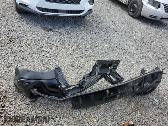 ✅ 2024 Chevrolet Silverado 2500HD LTZ • VIN: 1GC4YPEY8RF423503 • Лот: 90265935. Опубликован ранее на Copart с пробегом 9 705 миль. Бесплатный доступ к архиву аукционных продаж из США и подробный отчёт об истории автомобиля на DreamBid. Изображение 12.