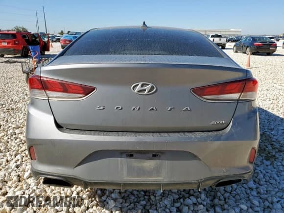 ✅ 2019 Hyundai Sonata SEL • VIN: 5NPE34AF2KH768088 • Лот: 91463785. Опубликован ранее на Copart с пробегом Не указан. Бесплатный доступ к архиву аукционных продаж из США и подробный отчёт об истории автомобиля на DreamBid. Изображение 6.