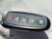 ✅ 2015 Ford Taurus SEL • VIN: 1FAHP2E85FG151527 • Lot: 43592466. Wystawiony na IAAI z przebiegiem 106 043 mil. Bezpłatny archiwum sprzedaży aukcyjnych z USA i szczegółowy raport historii pojazdu na DreamBid. Zdjęcie 11.