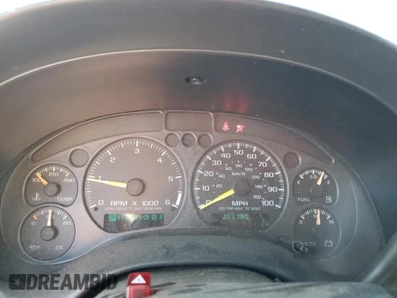 ✅ 2000 Chevrolet Blazer LT • VIN: 1GNCS13W0Y2164949 • Лот: 85867745. Опубликован ранее на Copart с пробегом 185 180 миль. Бесплатный доступ к архиву аукционных продаж из США и подробный отчёт об истории автомобиля на DreamBid. Изображение 9.