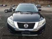 ✅ 2014 Nissan Pathfinder SV • VIN: 5N1AR2MM5EC705137 • Lot: 93658215. Wystawiony na Copart z przebiegiem 130 722 mil. Bezpłatny archiwum sprzedaży aukcyjnych z USA i szczegółowy raport historii pojazdu na DreamBid. Zdjęcie 5.