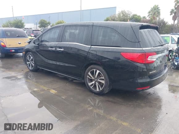 ✅ 2018 Honda Odyssey Elite • VIN: 5FNRL6H97JB092747 • Лот: 43745331. Опубликован ранее на IAAI с пробегом 89 865 миль. Бесплатный доступ к архиву аукционных продаж из США и подробный отчёт об истории автомобиля на DreamBid. Изображение 3.