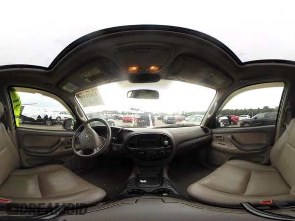 ✅ 2006 Toyota Sequoia SR5 • VIN: 5TDZT34A76S273865 • Лот: 42421338. Опубликован ранее на IAAI с пробегом 219 177 миль. Бесплатный доступ к архиву аукционных продаж из США и подробный отчёт об истории автомобиля на DreamBid. Изображение 19.