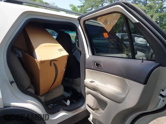 ✅ 2011 Ford Explorer • VIN: 1FMHK8B88BGA64145 • Лот: 42496626. Опубликован ранее на IAAI с пробегом 254 835 миль. Бесплатный доступ к архиву аукционных продаж из США и подробный отчёт об истории автомобиля на DreamBid. Изображение 8.