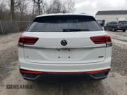 ✅ 2021 Volkswagen Atlas SE • VIN: 1V2HC2CA2MC215733 • Лот: 86245584. Опубликован ранее на Copart с пробегом 48 022 миль. Бесплатный доступ к архиву аукционных продаж из США и подробный отчёт об истории автомобиля на DreamBid. Изображение 6.