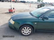 ✅ 2000 Audi A6 • VIN: WAULH24B2YN037012 • Lot: 42990552. Wystawiony na IAAI z przebiegiem 191 539 mil. Bezpłatny archiwum sprzedaży aukcyjnych z USA i szczegółowy raport historii pojazdu na DreamBid. Zdjęcie 14.