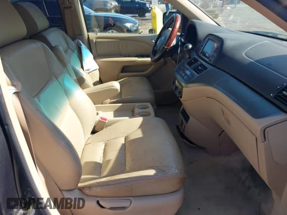 ✅ 2005 Honda Odyssey EX-L • VIN: 5FNRL38745B030919 • Лот: 42840538. Опубликован ранее на IAAI с пробегом 138 261 миль. Бесплатный доступ к архиву аукционных продаж из США и подробный отчёт об истории автомобиля на DreamBid. Изображение 5.