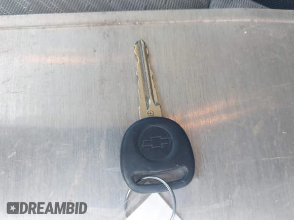 ✅ 2007 Chevrolet Silverado 1500 Work Truck • VIN: 1GCEC19X37Z650434 • Lot: 42532346. Listed on IAAI with 168,991 mi. Free auction sales archive from the USA and detailed vehicle history report at DreamBid. Image 11.