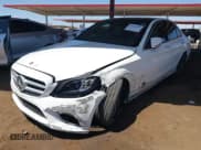 ✅ 2020 Mercedes-Benz C 300 • VIN: W1KWF8EB6LR594861 • Lot: 42874447. Wystawiony na IAAI z przebiegiem 54 402 mil. Bezpłatny archiwum sprzedaży aukcyjnych z USA i szczegółowy raport historii pojazdu na DreamBid. Zdjęcie 17.