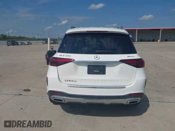 ✅ 2024 Mercedes-Benz GLE 350 • VIN: 4JGFB4FB0RA984631 • Lot: 43226497. Listed on IAAI with 24,359 mi. Free auction sales archive from the USA and detailed vehicle history report at DreamBid. Image 16.