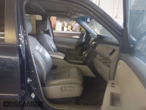 ✅ 2012 Honda Pilot EX-L • VIN: 5FNYF4H62CB051829 • Лот: 43448835. Опубликован ранее на IAAI с пробегом 200 203 миль. Бесплатный доступ к архиву аукционных продаж из США и подробный отчёт об истории автомобиля на DreamBid. Изображение 5.