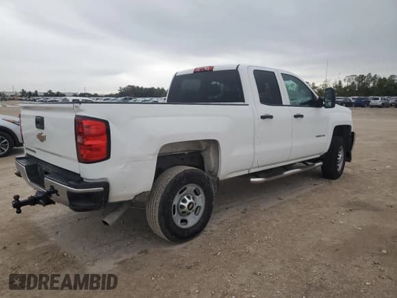 ✅ 2015 Chevrolet Silverado 2500HD Work Truck • VIN: 1GC2CUEG1FZ124280 • Лот: 83632664. Опубликован ранее на Copart с пробегом 220 163 миль. Бесплатный доступ к архиву аукционных продаж из США и подробный отчёт об истории автомобиля на DreamBid. Изображение 3.