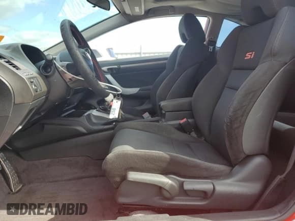 ✅ 2006 Honda Civic Si • VIN: 2HGFG21506H710436 • Lot: 91123405. Wystawiony na Copart z przebiegiem 170 068 mil. Bezpłatny archiwum sprzedaży aukcyjnych z USA i szczegółowy raport historii pojazdu na DreamBid. Zdjęcie 7.