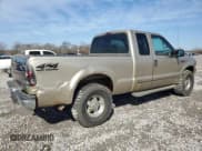 ✅ 2000 Ford F-250 XL • VIN: 1FTNX21S0YED56024 • Lot: 42188235. Listed on Copart with 303,331 mi. Free auction sales archive from the USA and detailed vehicle history report at DreamBid. Image 3.