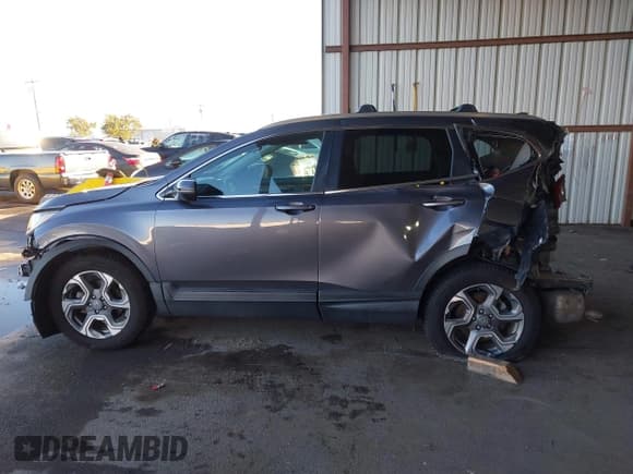 ✅ 2018 Honda CR-V EX • VIN: 2HKRW2H54JH649435 • Lot: 43726533. Listed on IAAI with 42,558 mi. Free auction sales archive from the USA and detailed vehicle history report at DreamBid. Image 15.