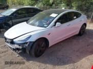 ✅ 2020 Tesla Model 3 Long Range • VIN: 5YJ3E1EB7LF637410 • Lot: 43532832. Wystawiony na IAAI z przebiegiem 84 190 mil. Bezpłatny archiwum sprzedaży aukcyjnych z USA i szczegółowy raport historii pojazdu na DreamBid. Zdjęcie 20.