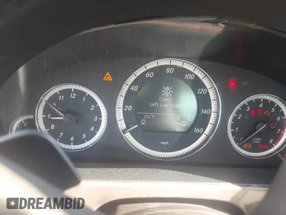 ✅ 2011 Mercedes-Benz E 550 Luxury • VIN: WDDHF7CB9BA327216 • Lot: 42846527. Listed on IAAI with 109,872 mi. Free auction sales archive from the USA and detailed vehicle history report at DreamBid. Image 7.