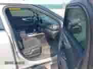 2021 Chevrolet Blazer LT z VIN 3GNKBHR46MS552048, wystawiony jako IAAI lot #42835039 z przebiegiem 60 757 mil mil oraz . Historia ofert i sprzedaży dostępna na DreamBid. Obrazek 5.