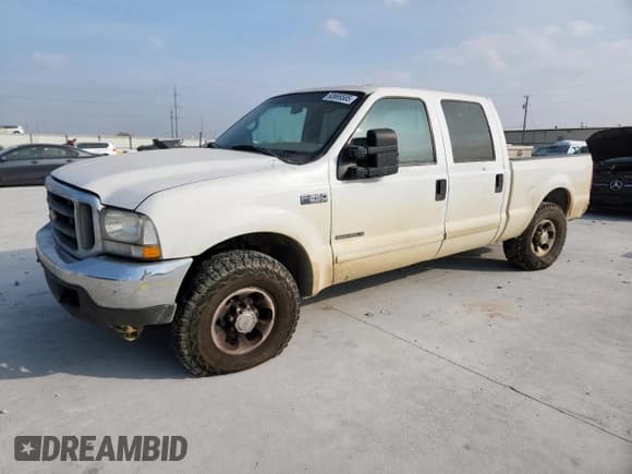 ✅ 2002 Ford F-250 XL • VIN: 1FTNW20F82EA21737 • Лот: 93669585. Опубликован ранее на Copart с пробегом 241 098 миль. Бесплатный доступ к архиву аукционных продаж из США и подробный отчёт об истории автомобиля на DreamBid. Изображение 1.