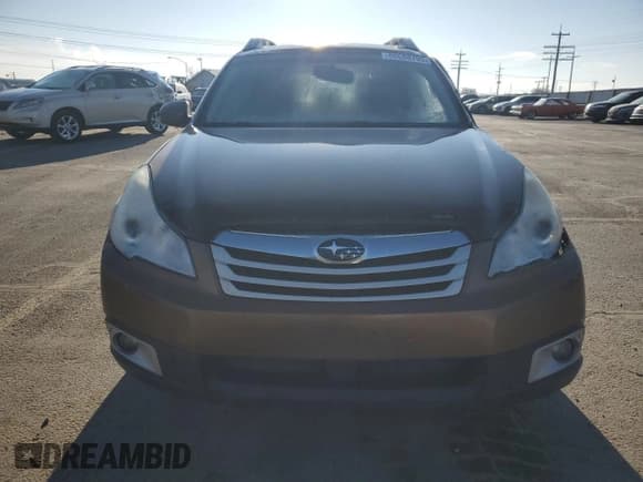 ✅ 2012 Subaru Outback Prem • VIN: 4S4BRBGCXC3244778 • Лот: 90698795. Опубликован ранее на Copart с пробегом 127 645 миль. Бесплатный доступ к архиву аукционных продаж из США и подробный отчёт об истории автомобиля на DreamBid. Изображение 5.