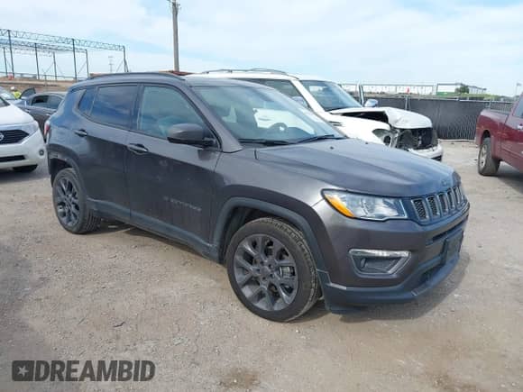2021 Jeep Compass 80th Anniversary z VIN 3C4NJCEB0MT604218, wystawiony jako IAAI lot #42316107 z przebiegiem 73 743 mil mil oraz . Historia ofert i sprzedaży dostępna na DreamBid. Obrazek 1.