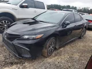 2023 Toyota Camry SE с VIN 4T1G11AK2PU753707, выставлен на аукционе Copart как лот 85533065 с пробегом 79 568 миль миль и Чистый • Clean title. История ставок и продаж доступна на DreamBid. Изображение 1.