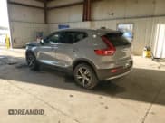 ✅ 2024 Volvo XC40 Core Bright Theme • VIN: YV4L12UK1R2284609 • Лот: 90539715. Опубликован ранее на Copart с пробегом Не указан. Бесплатный доступ к архиву аукционных продаж из США и подробный отчёт об истории автомобиля на DreamBid. Изображение 2.