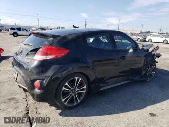 ✅ 2016 Hyundai Veloster Turbo • VIN: KMHTC6AE7GU256376 • Lot: 82434774. Wystawiony na Copart z przebiegiem 28 435 mil. Bezpłatny archiwum sprzedaży aukcyjnych z USA i szczegółowy raport historii pojazdu na DreamBid. Zdjęcie 3.